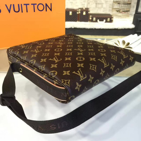 cohotbag l0vis Vvtt0n messenger voyager