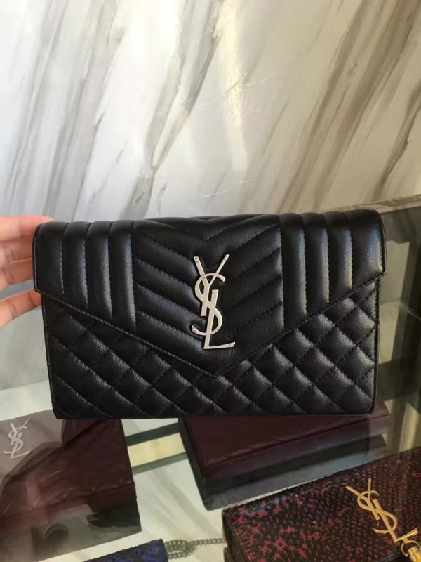 Y51 envelop satchel black silver 5130 22cm x 5.5cm x 13.5cm