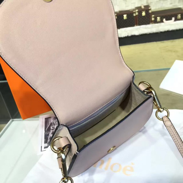 Chloe leather nile z1336 19.5cm x 6.5cm x 16cm