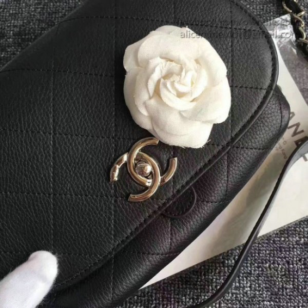 Ch**el grained calfskin caviar stitched shoulder bag black a92949