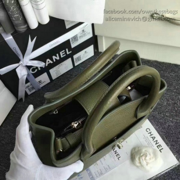 Ch**el calfskin large shopping bag green