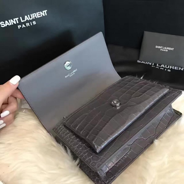 Y51 sunset chain wallet in crocodile embossed shiny leather 4829 17cm x 13cm x 7cm