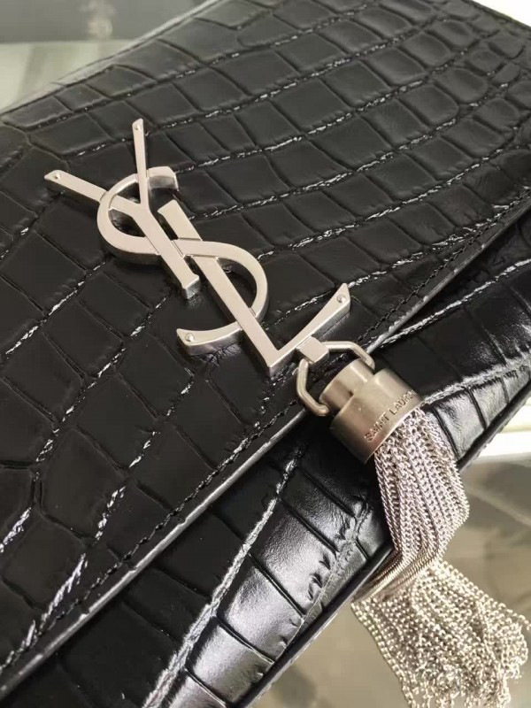 Y51 monogram kate sliver tassel in embossed cocodile shiny leather 5033 24cm x 14.5cm x 5.5cm