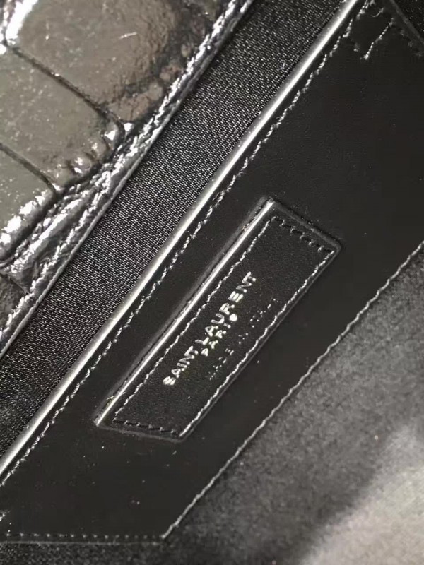 Y51 monogram kate sliver tassel in embossed cocodile shiny leather 5033 24cm x 14.5cm x 5.5cm