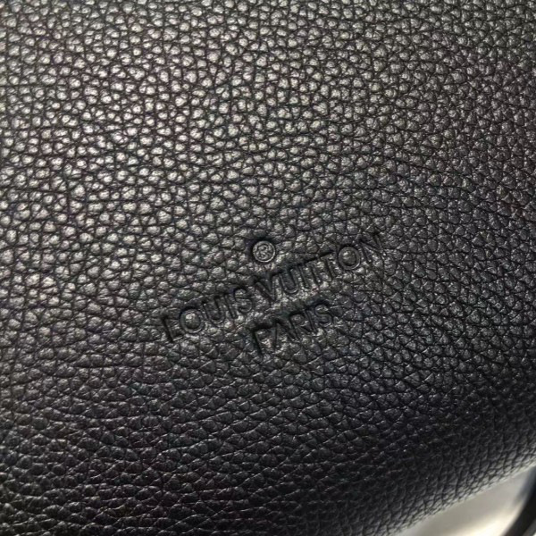 l0vis Vvtt0n lockme  cohotbag  black noir 3637