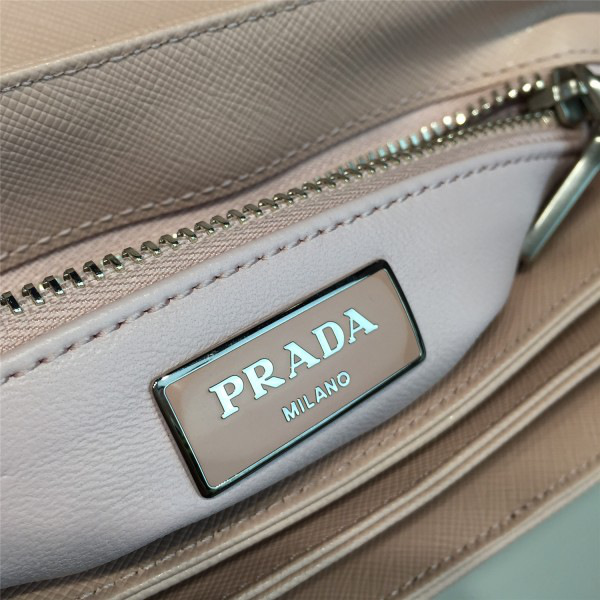 Pra*a metal closure 3932 24cm x 6.5cm x 14cm