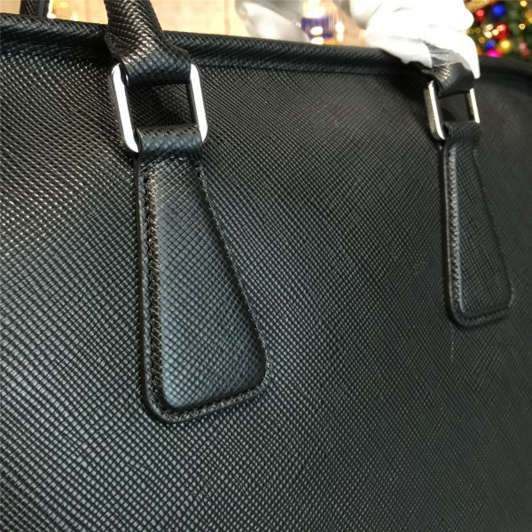 Pra*a leather briefcase 4215 37.5cm x 9.5cm x 28.5cm