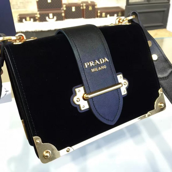 Pra*a velvet cahier bag black 4263 20cm x 14.5 cm x 7cm