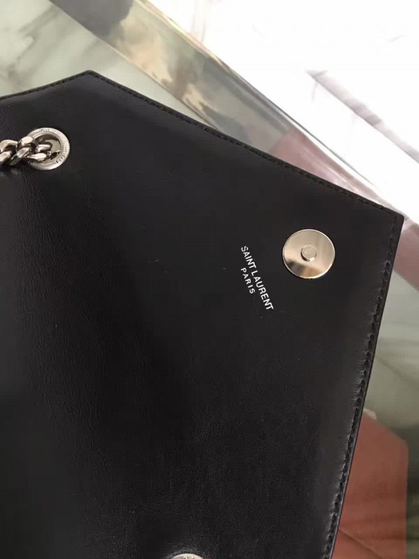 Y51 envelope medium bag black 24cm x 15cm x 7 cm