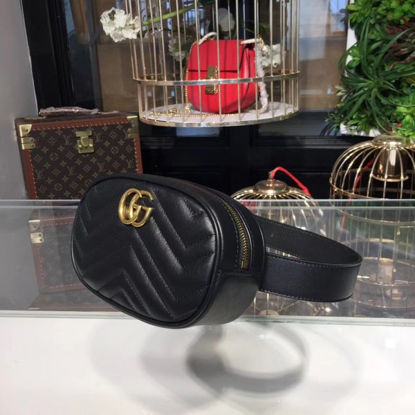 Gvc*1 pocket black bag 18cm