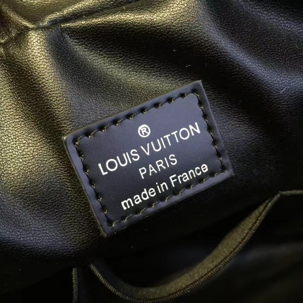 l0vis Vvtt0n leather cohotbag clutch bag 3422