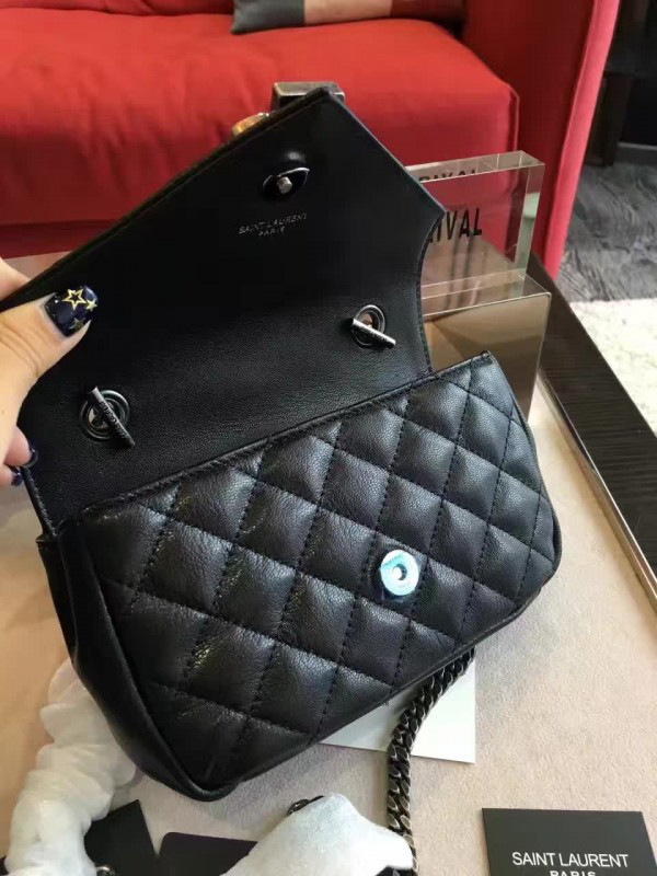 Y51 envelop satchel black 5124 18cm x 12cm x 4cm