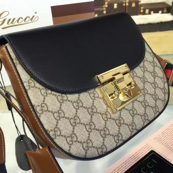 Gvc*1 padlock tian shoulder bag 2147  25cm x 20cm x 7cm