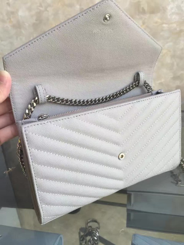 Y51 envelope chain wallet 5089 22cm x 5.5cm x 13.5cm
