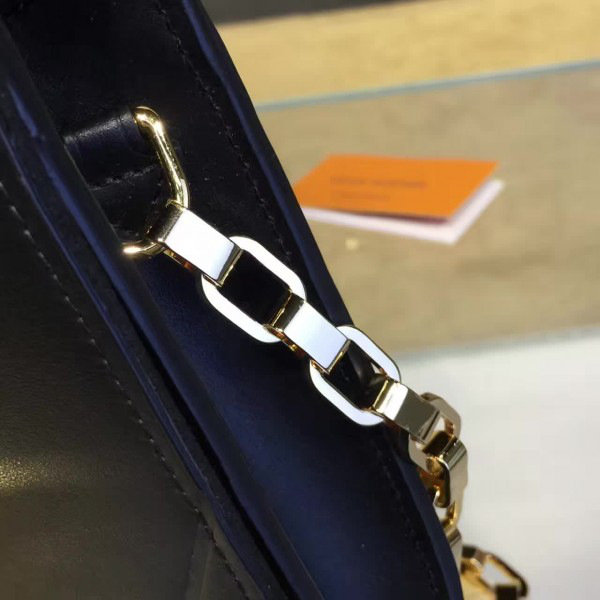 l0vis Vvtt0n l0vise chain cohotbag gm 3437