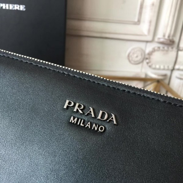 Pra*a leather clutch bag 4309 25.5cm x 1.5cm x 17.5cm