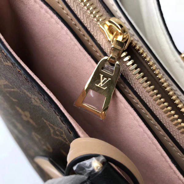 l0vis Vvtt0n saint cohotbag onge millefeuille camera shoulder bag m44255