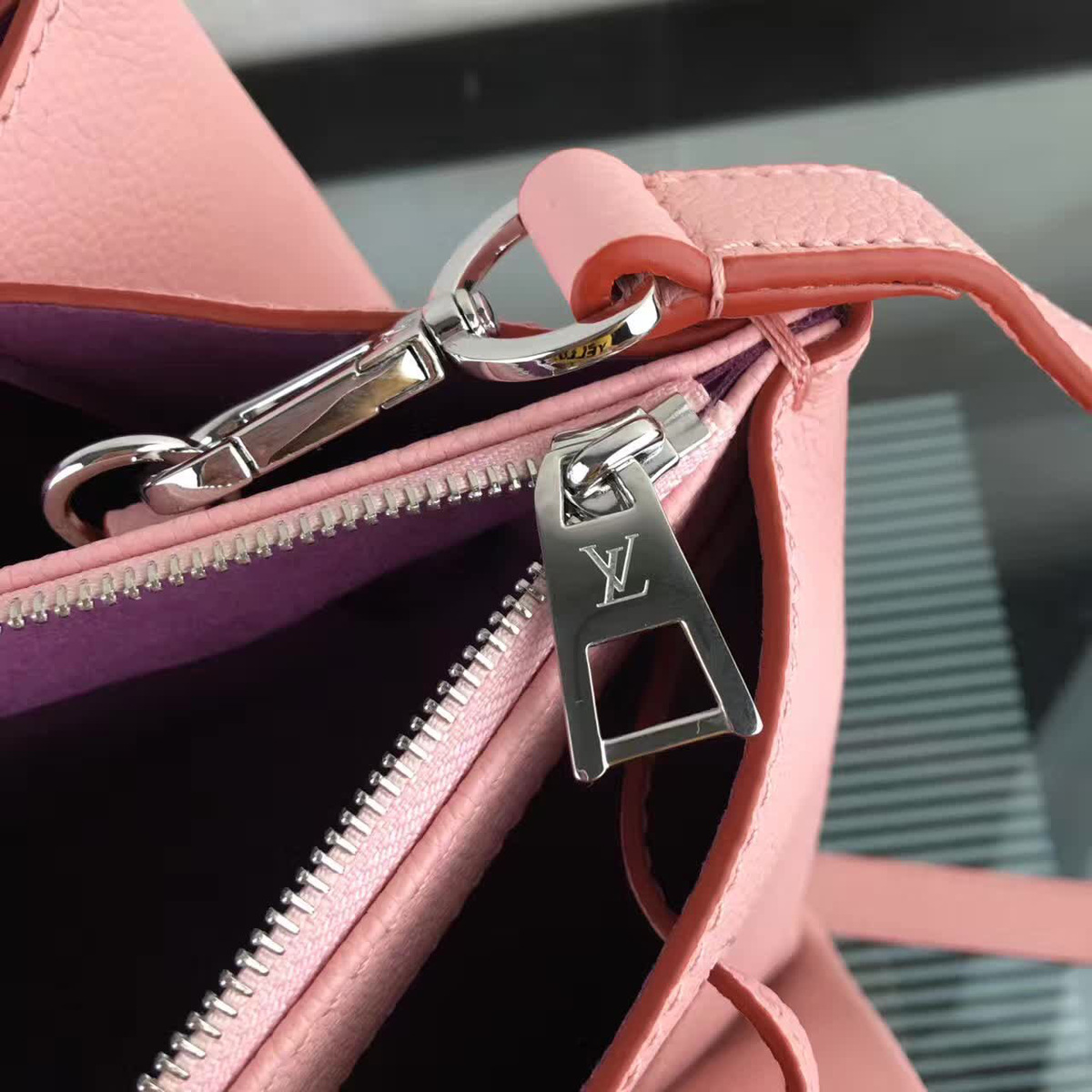 l0vis Vvtt0n m54570 pink 38cm