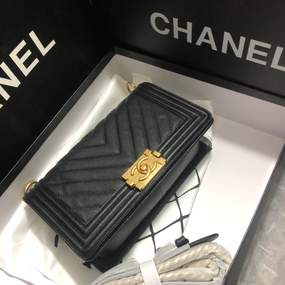 Ch**el original quality 67086 medium v fine ball black gold hardware 25cm