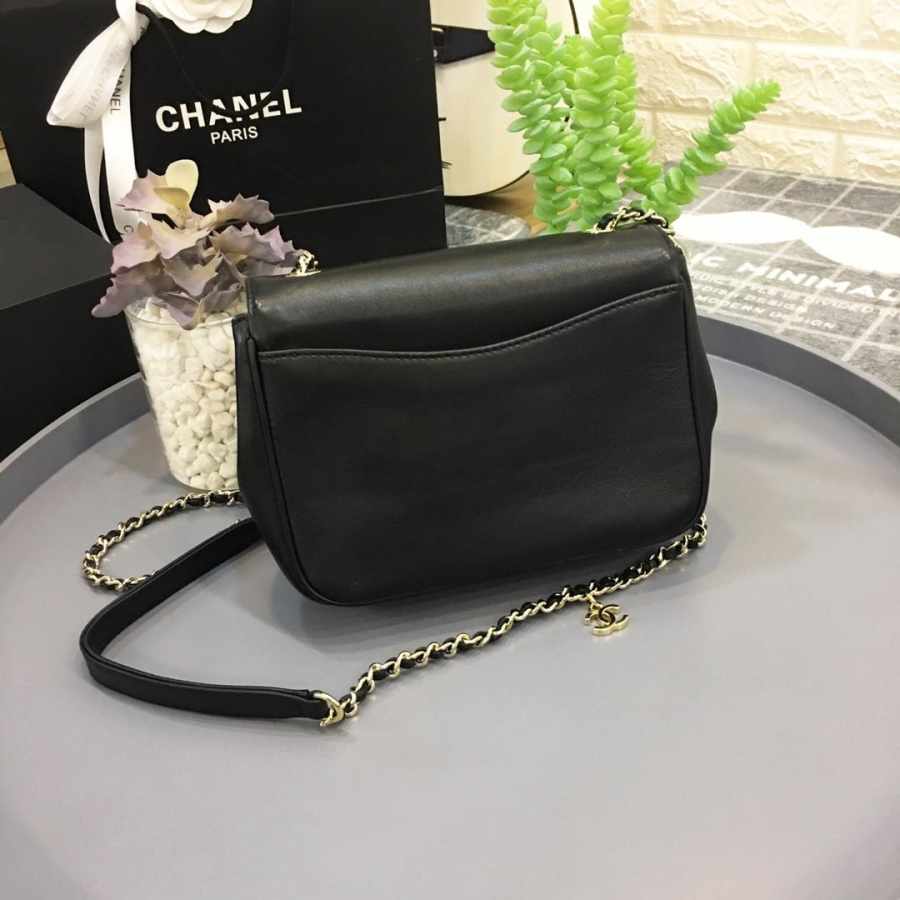 Ch**el new sheepskin small square bag black 18.5x5.5x15cm