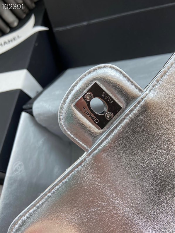 Ch**el handbag silver 18 x 5 x 11cm