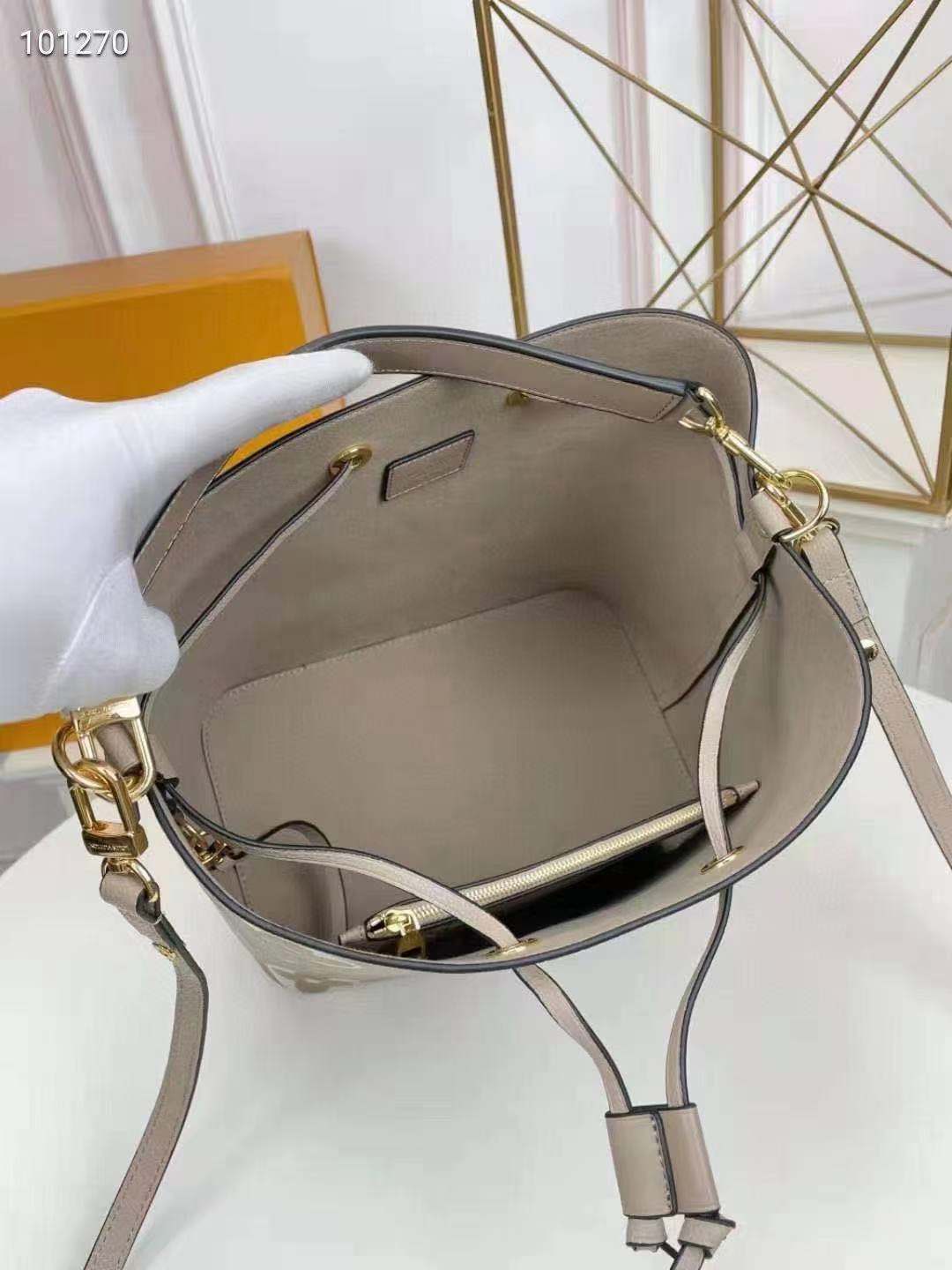 Lv m45555 néonoé mm bicolor monogram empreinte leather 26CM