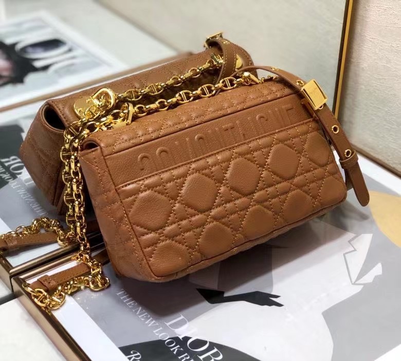 small d10r caro bag cognac-colored S*pple cannage calfskin 20x12x7cm
