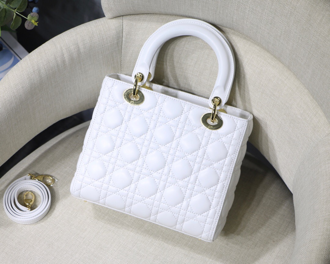 D10r medium ultramatte lady bag latte cannage lambskin m0565 24 x 20 x 11cm