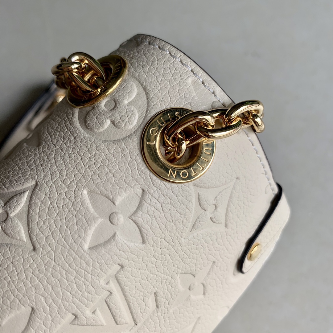l0vis Vvtt0n vavin bb monogram empreinte leather cream m45277 21 cm