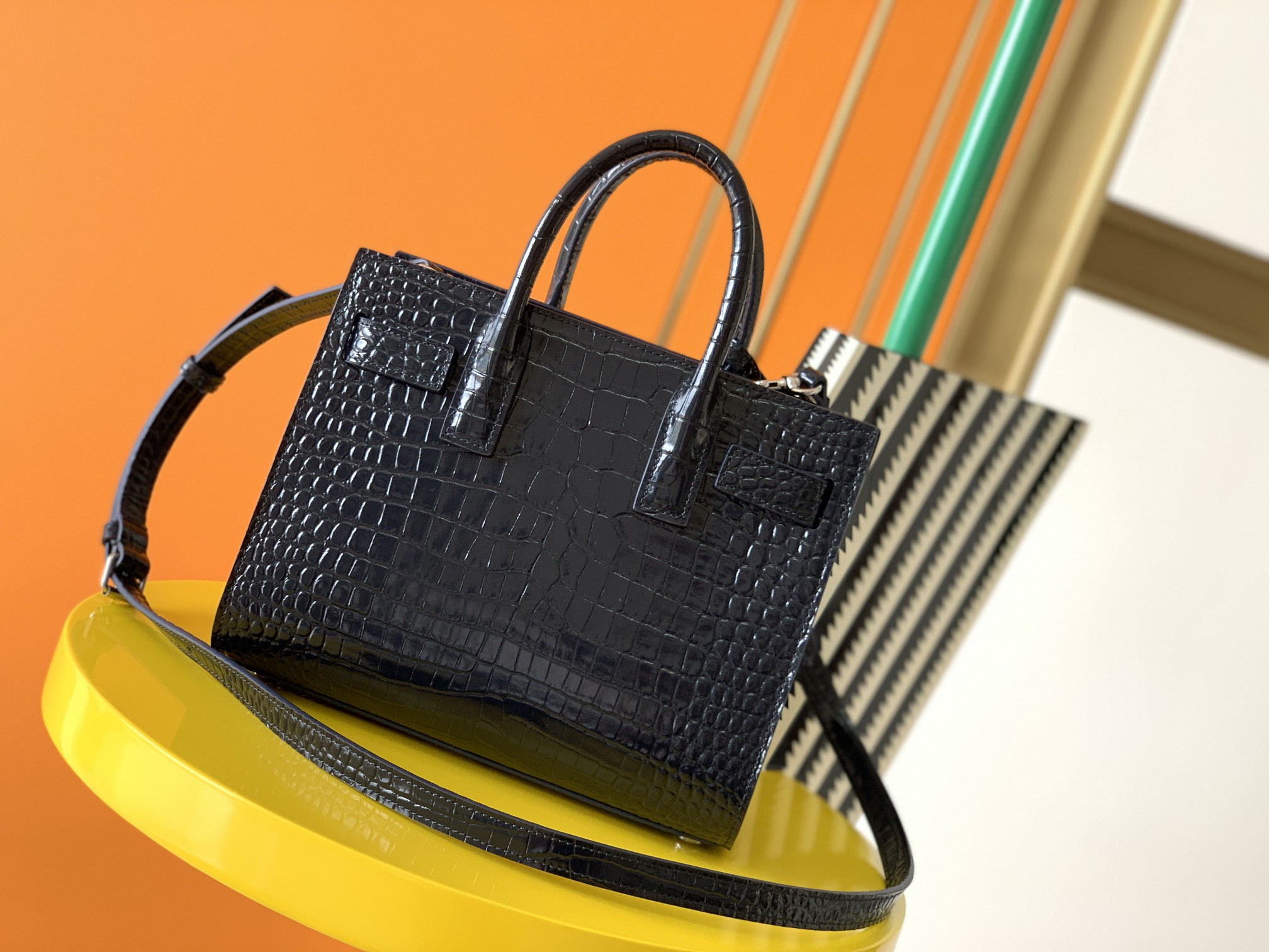 Y51 le sac de jour tote bag black 26 x 20.5 x 12.5 cm