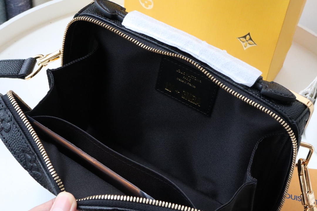 l0vis Vvtt0n lvxnba handle trunk bag black m57971 21.5 x 15 x 7 cm