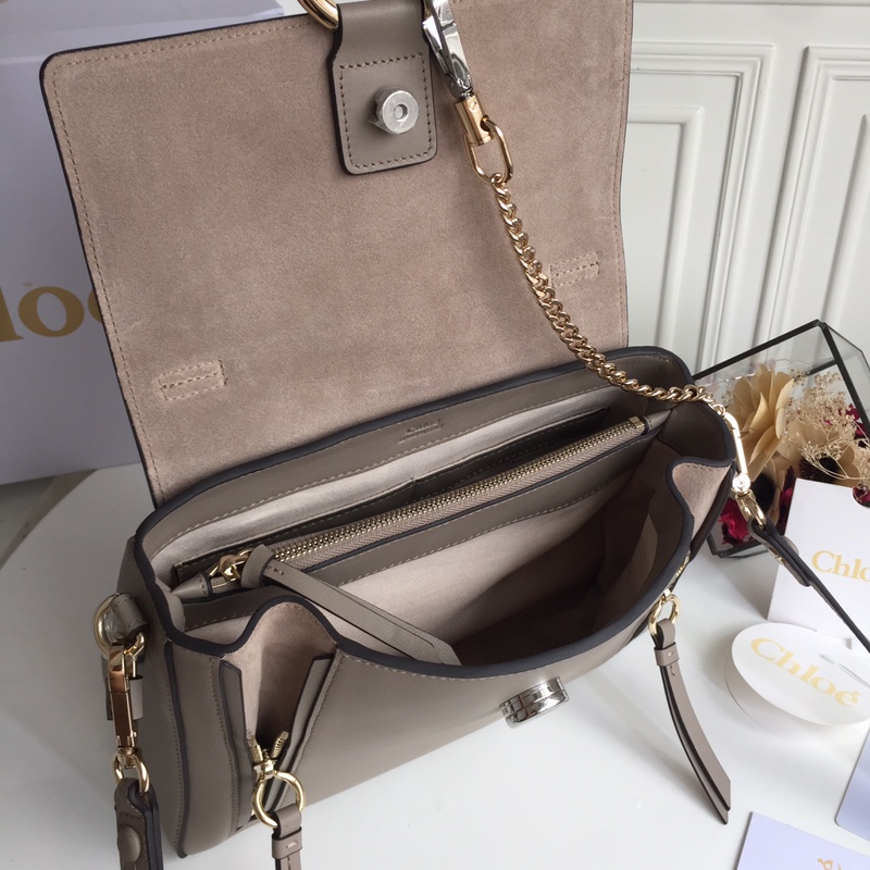 CHLOÉ MEDIUM FAYE DAY BAG Motty Grey CHC17WS321HGJ23W 32.5 x 25 x 13 cm