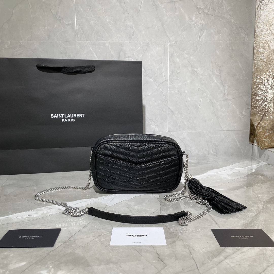 Y51 lou mini bag in quilted grain de poudre embossed leather black and silver 6125791 18 × 10 × 5 cm