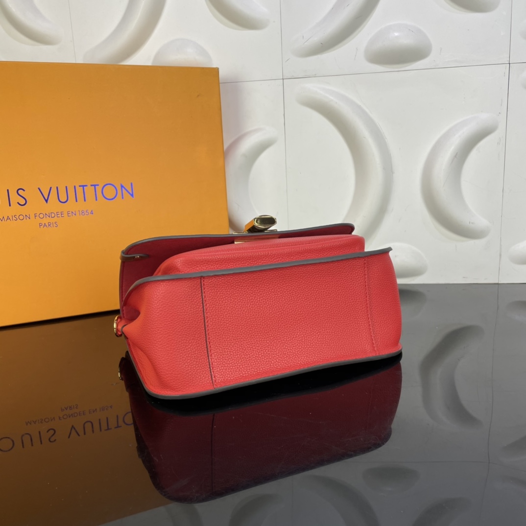 l0vis Vvtt0n vaugirard coquelicot m44548 26 x 19 x 9.5 cm