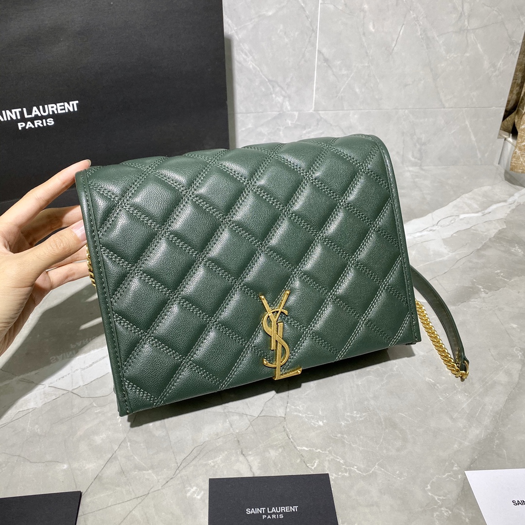 Y51 becky mini chain bag in carrÉ-quilted lambskin dark green 6507691 25 x 17 x 7 cm