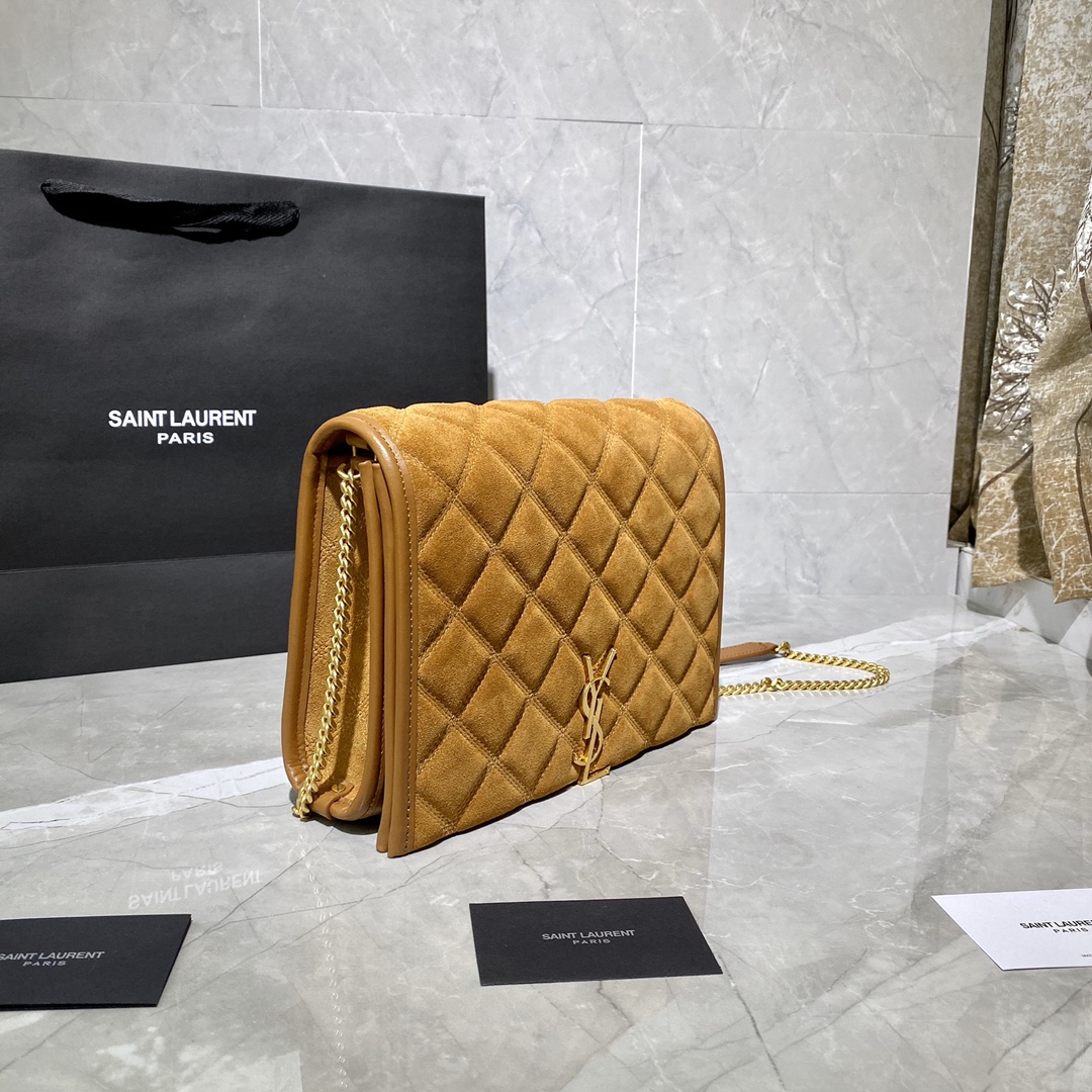 Y51 becky mini chain bag in carrÉ-quilted lambskin 6507691 25 x 17 x 7 cm