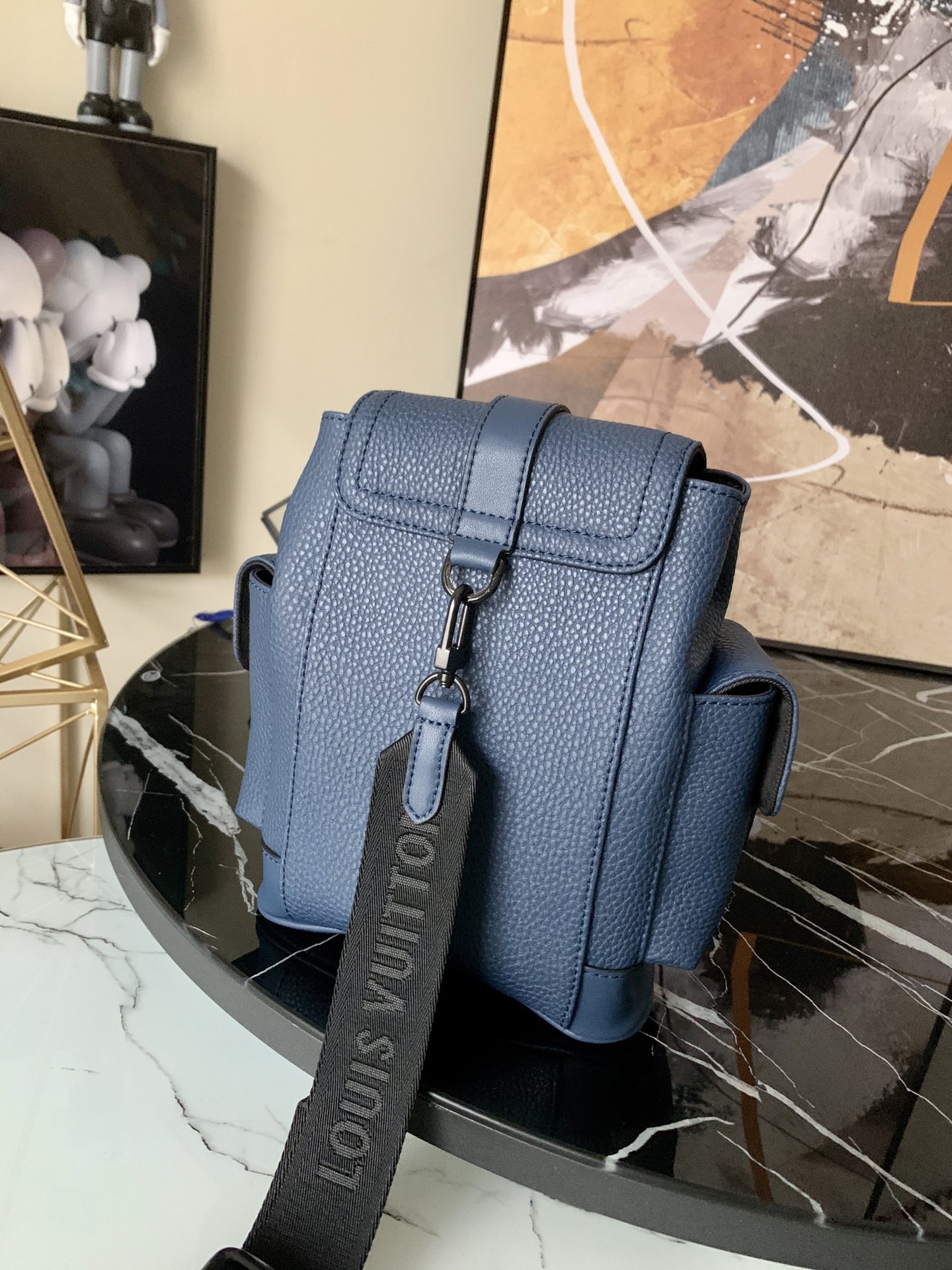 l0vis Vvtt0n christopher xs taurillon leather navy m58494 14 x 19.5 x 5 cm