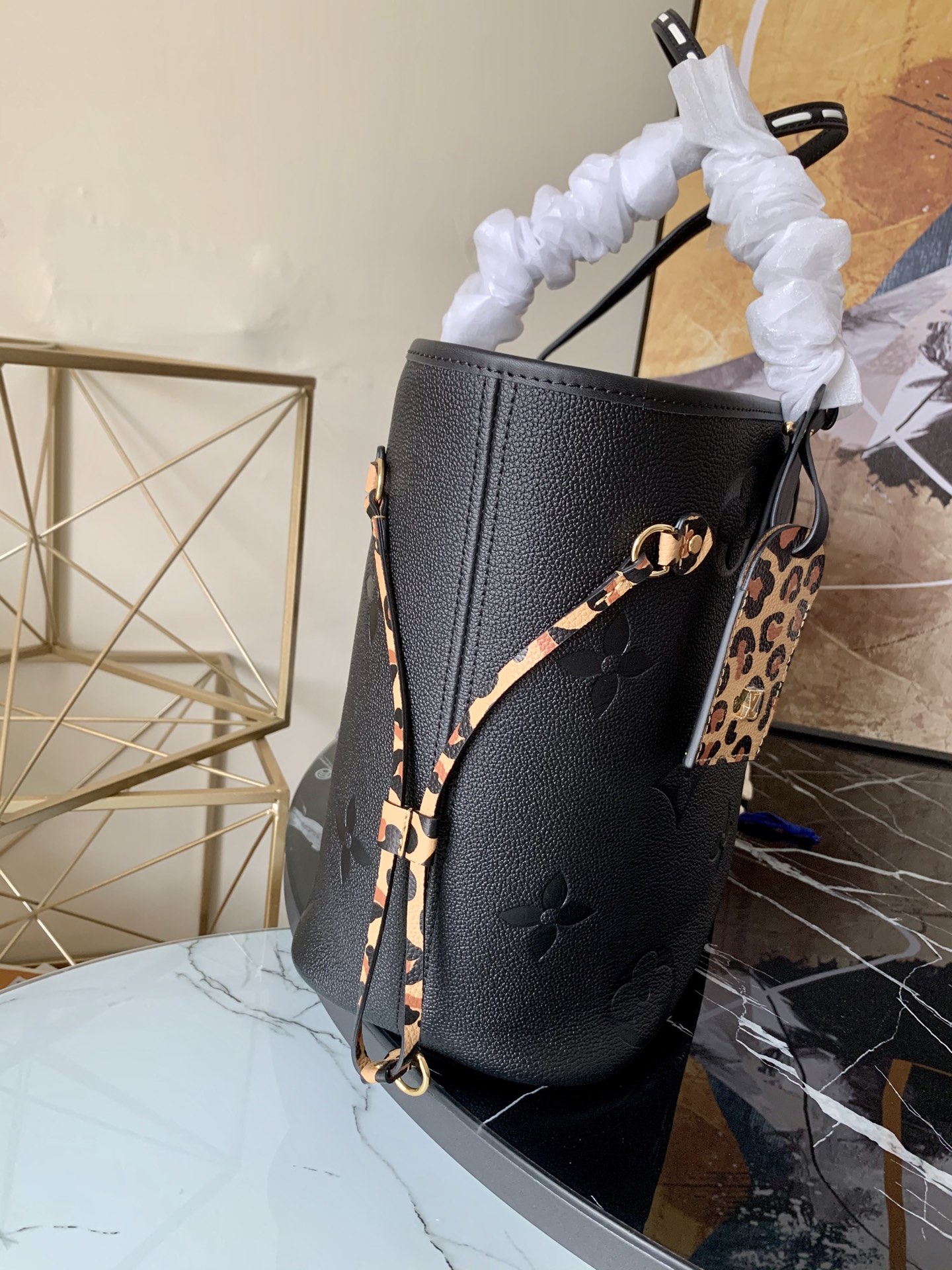 l0vis Vvtt0n neverfull mm monogram empreinte leather black m45856 32cm