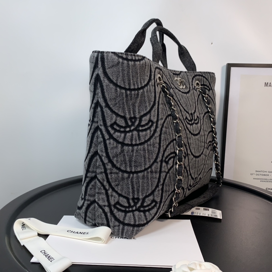 Ch**el washed denim cc wave shopping bag black 2021 30 cm