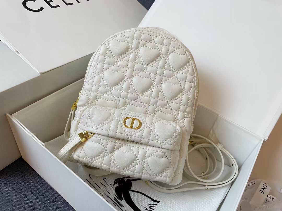D10r mini D10ramour D10r backpack cannage lambskin with heart motif white m9222 16 x 21 x 8.5 cm
