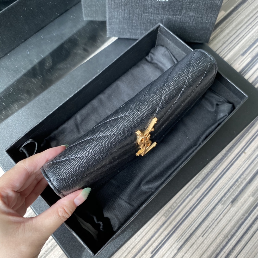 Y51 large monogram flap wallet in grain de poudre embossed leather black 372264 19 x 11 cm
