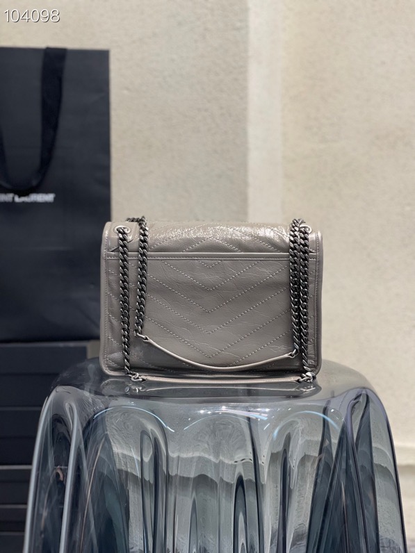 Y51 medium crinkled vintage leather grey 4988940 28 x 20 x 8 cm