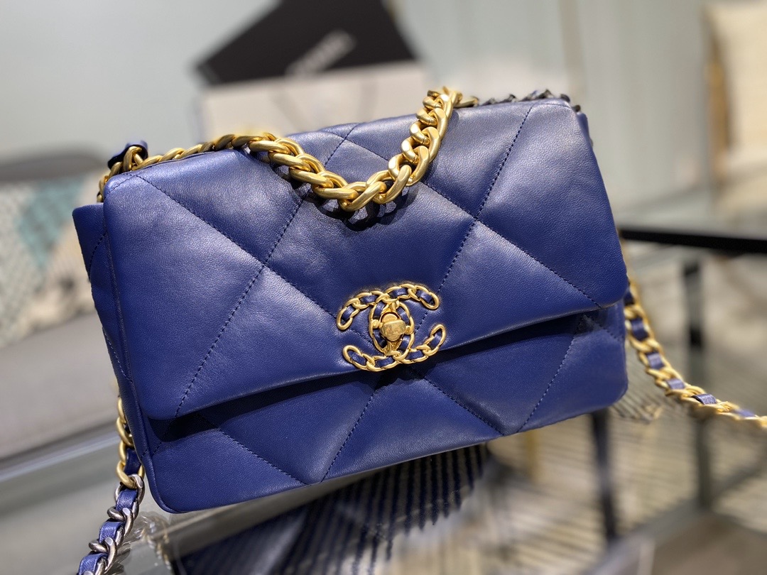 Ch**el 19 handbag lambskin dark blue as1160 26cm