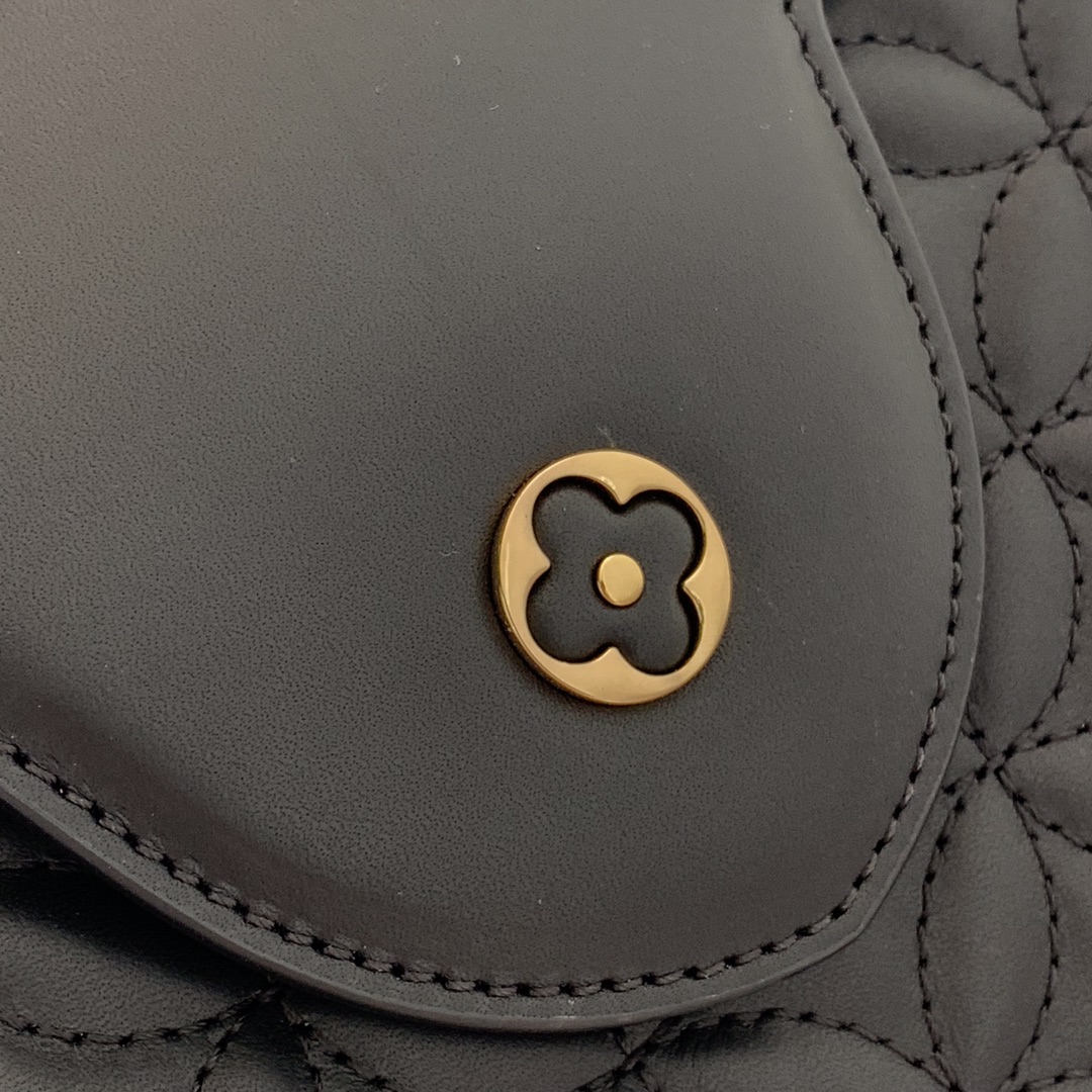 l0vis Vvtt0n capucines bb monogram flower black m55366 27 x 18 x 9 cm