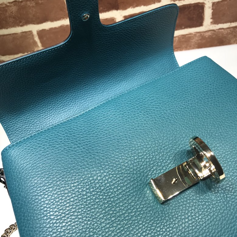 Gvc*1 large interlocking gg shoulder bag neon blue 510306 32 x 20 x 12 cm