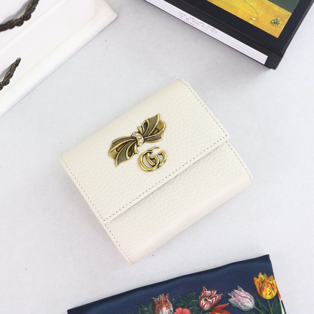Gvc*1 leather wallet with bow white and pink 524294 12.5 x 10 x 3 cm