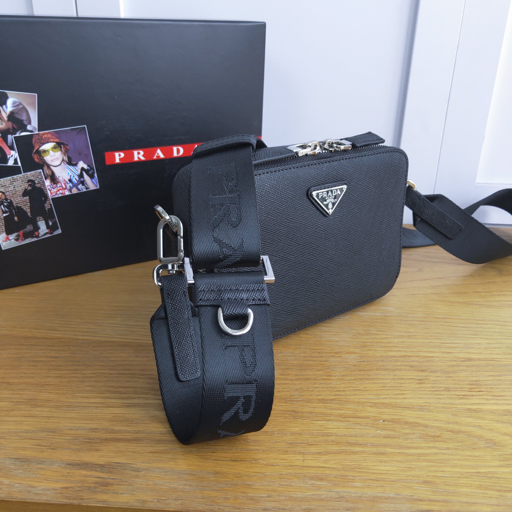 Pra*a brique saffiano leather cross-body bag black 2vh070 18 x 12 x 5.5 cm