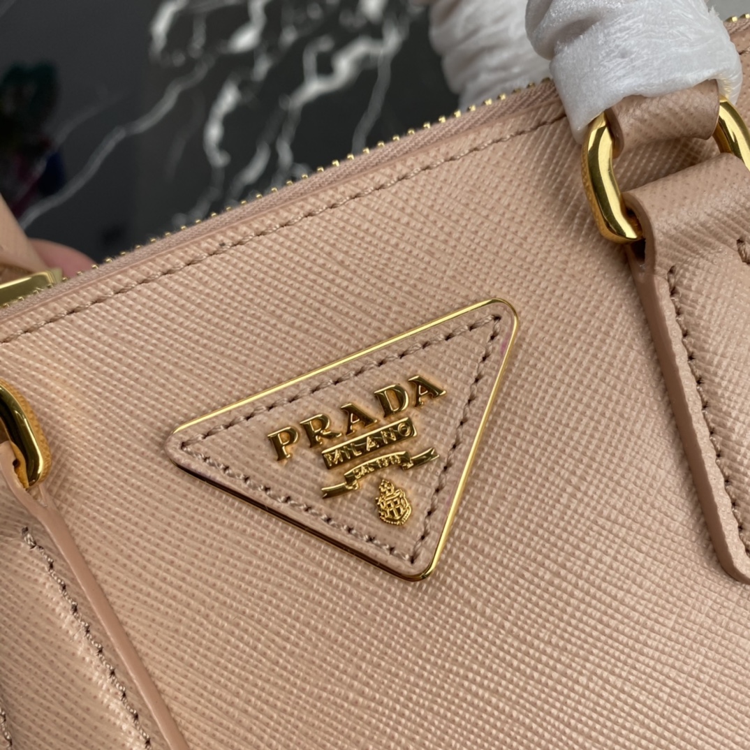 Pra*a micro galleria saffiano leather bag pink beige 1ba906 20 x 15 x 9.5 cm