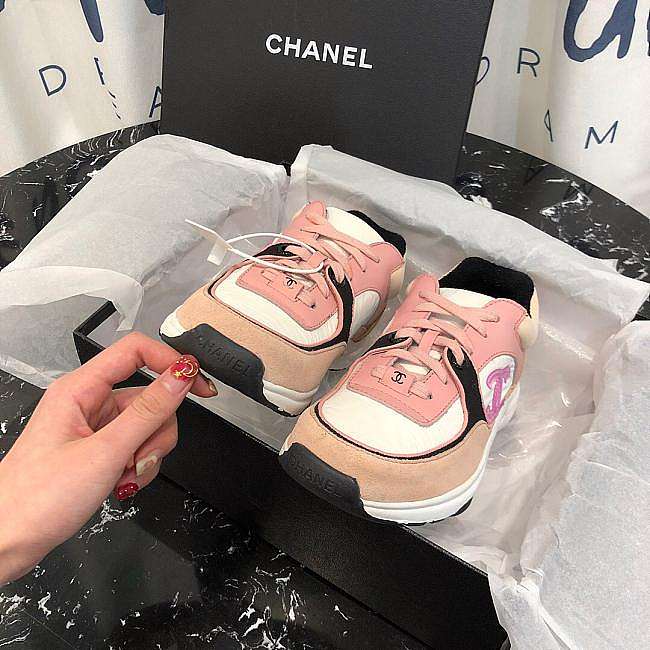 Ch**el sneaker 012