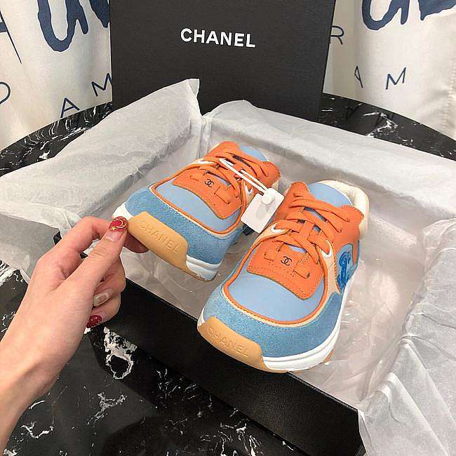 Ch**el sneaker 010